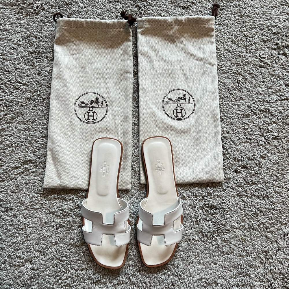 Hermes Oran Sandal size 38 in white